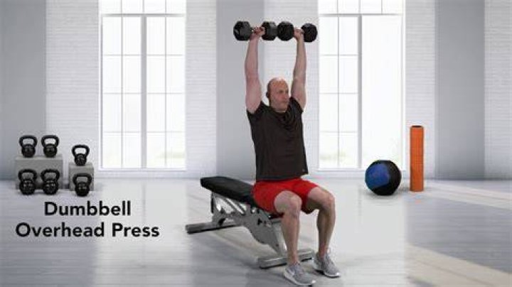 ダンベル プレス 30kg 見た目はどう変わる？筋トレ初心者の「変化の見取り図」